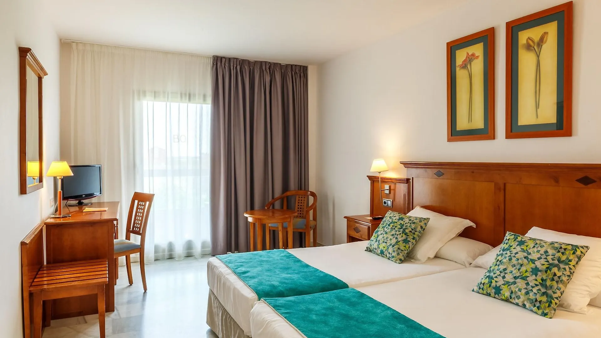 ****  Bq Andalucia Beach Hotel Torre Del Mar Španělsko