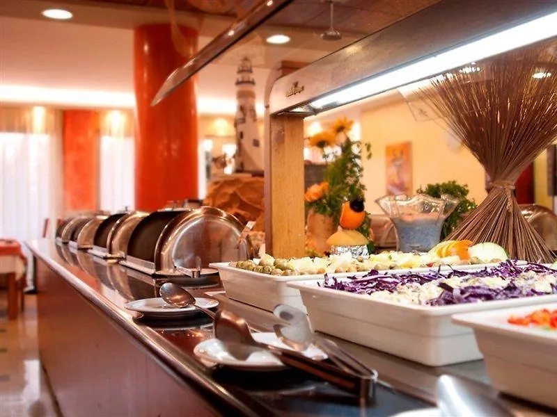 Bq Andalucia Beach Hotel Torre Del Mar 4*,
