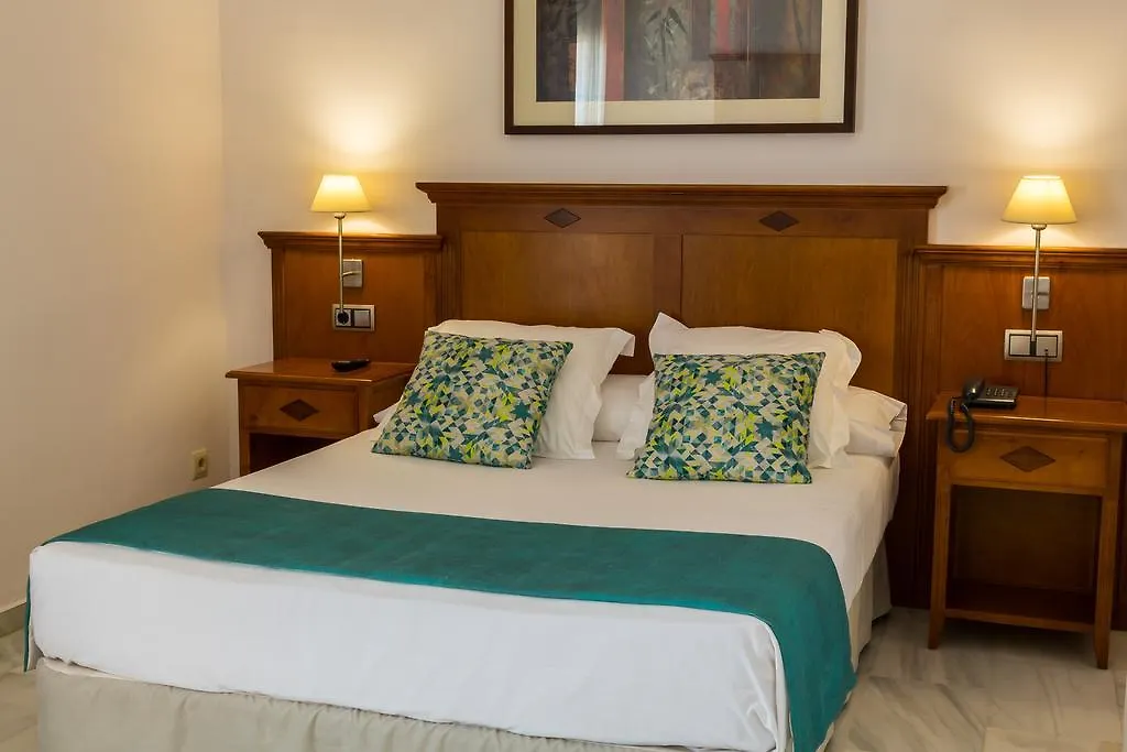 BQ Andalucia Beach Hotel Torre Del Mar 4*,